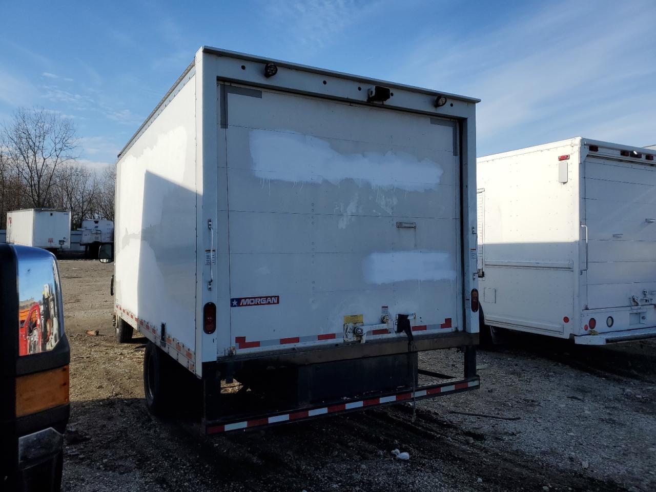 2021 Ford Econoline E350 Super Duty Cutaway Van - Image 2