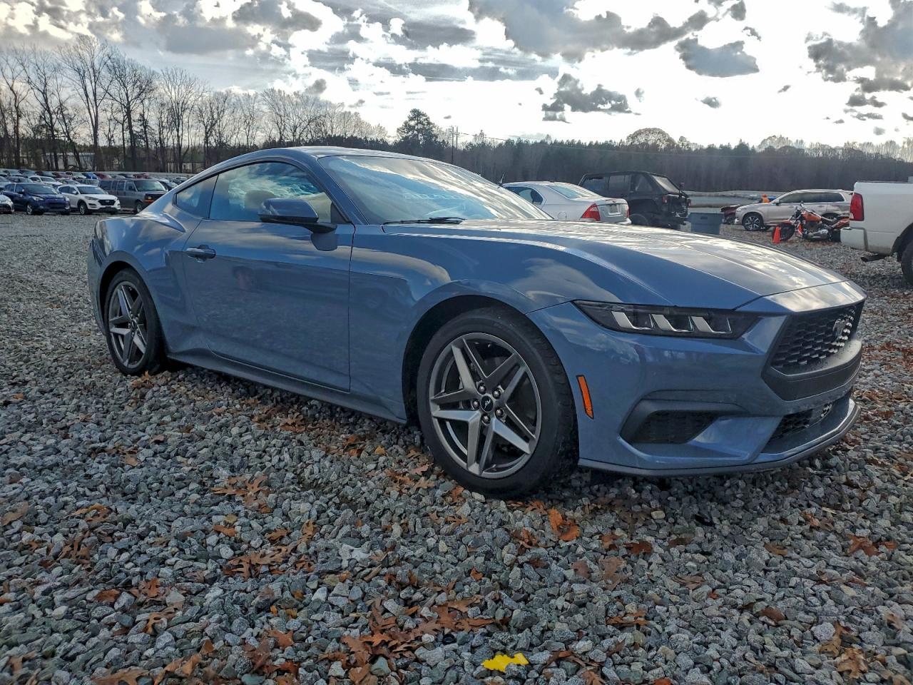 2024 Ford Mustang - Image 4