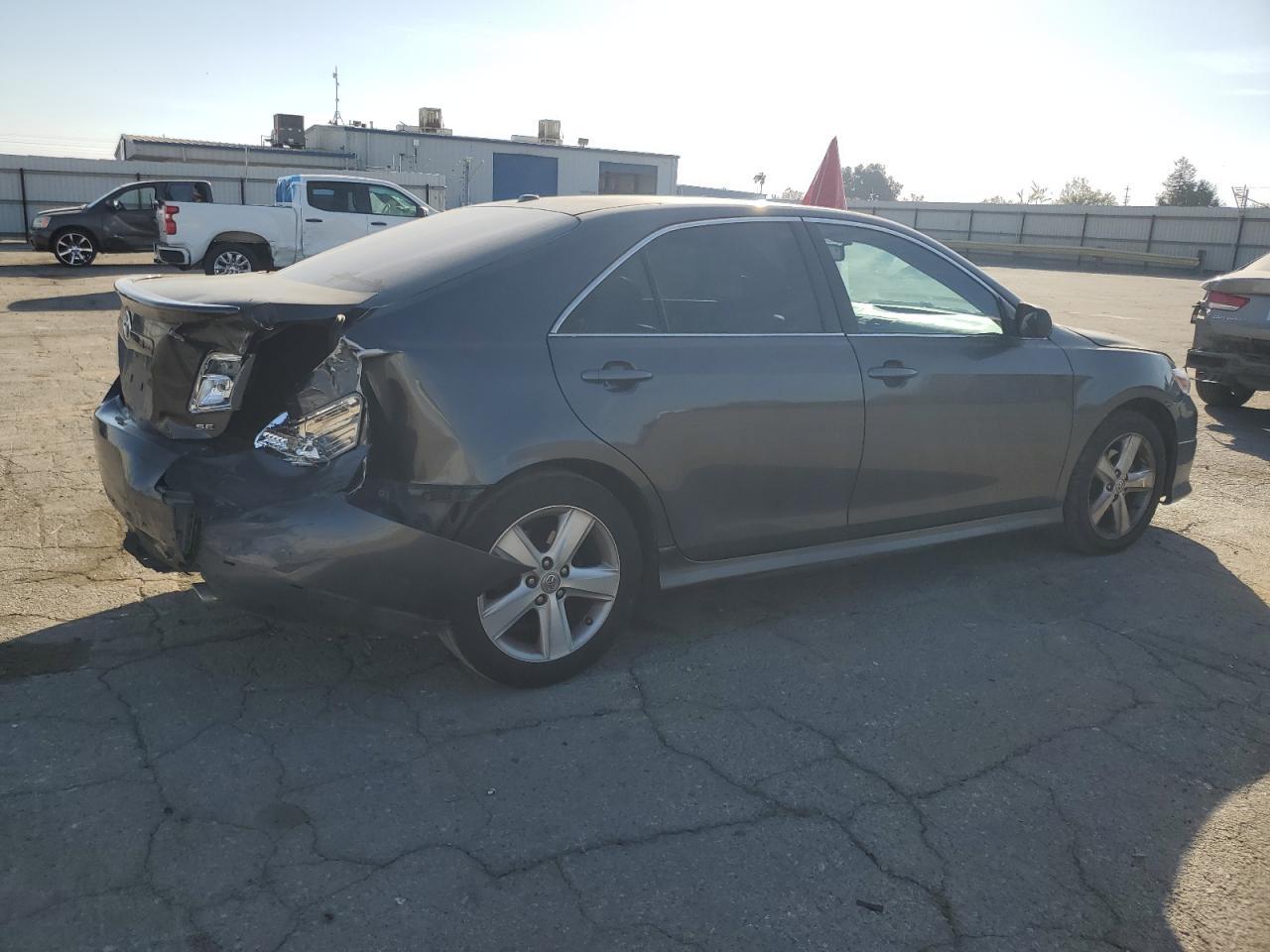 2011 Toyota Camry - Image 3