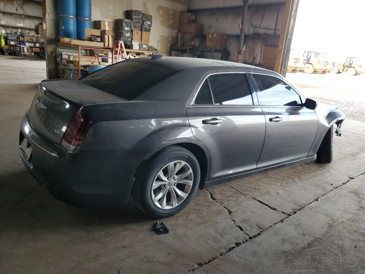 2016 Chrysler 300 Limited - Image 3