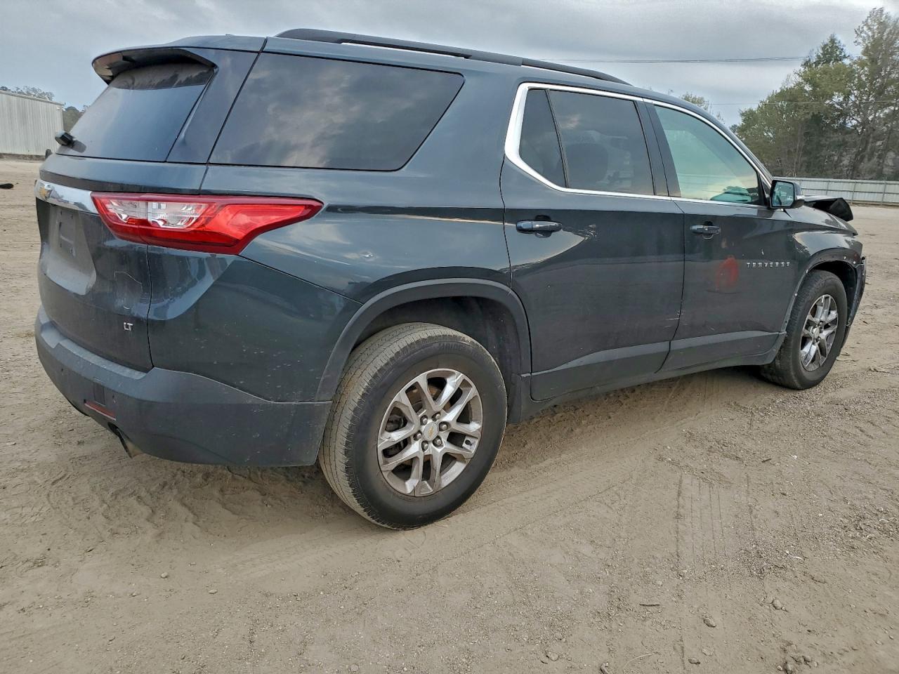 2019 Chevrolet Traverse Lt - Фото 3