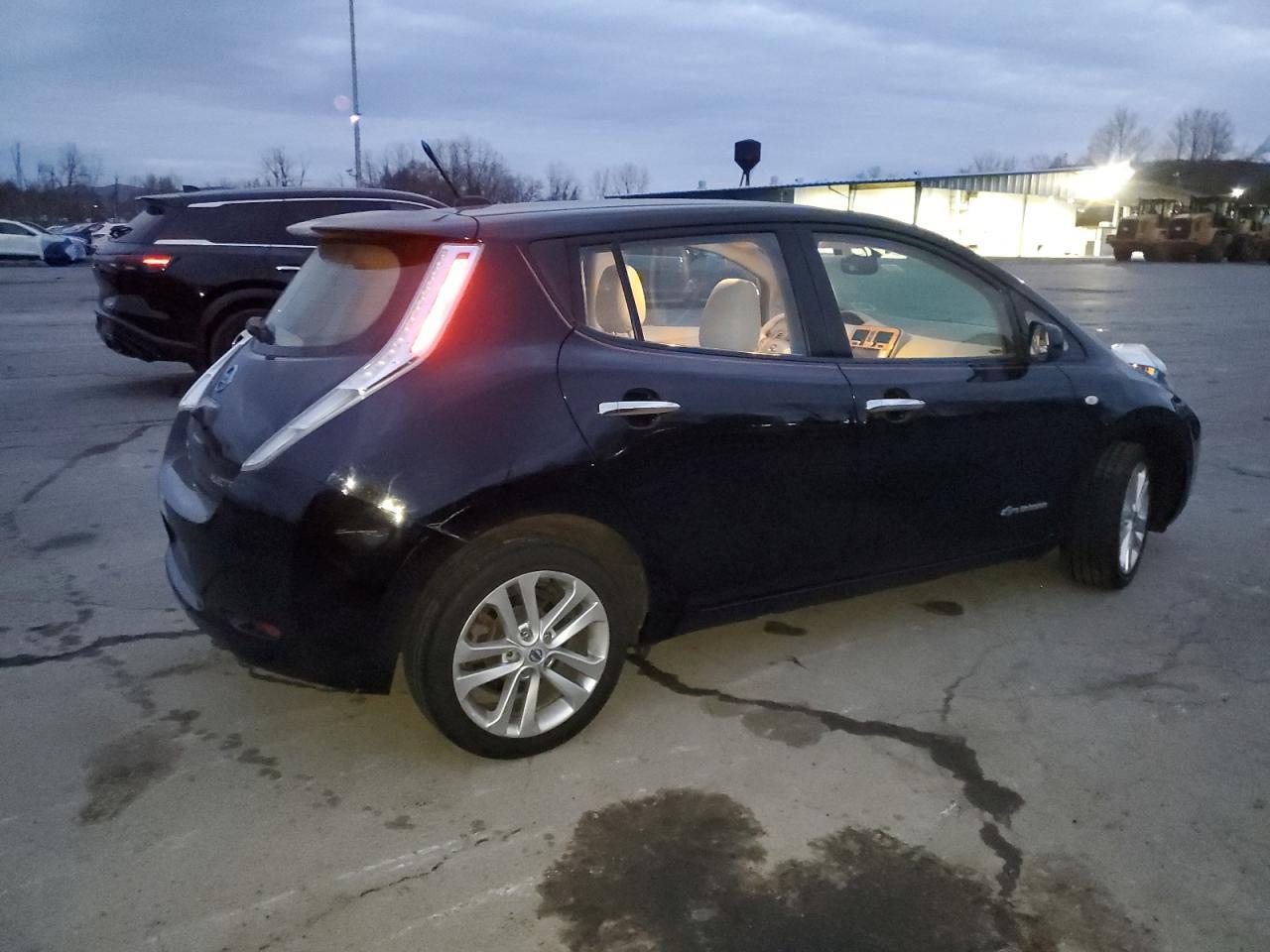 2012 Nissan Leaf Sv - Фото 3