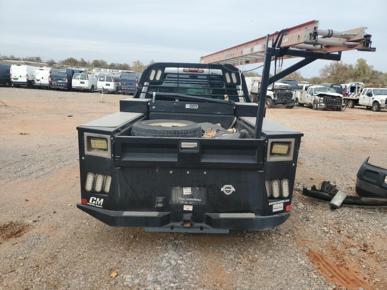 2007 Chevrolet Silverado Utility / Service Truck - Image 6