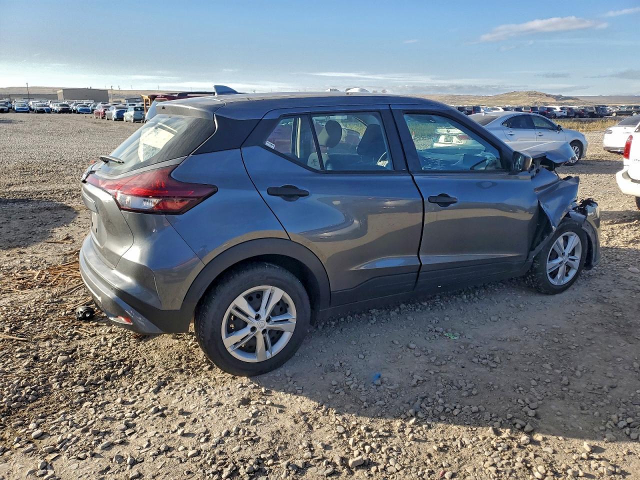 2024 Nissan Kicks S - Фото 3