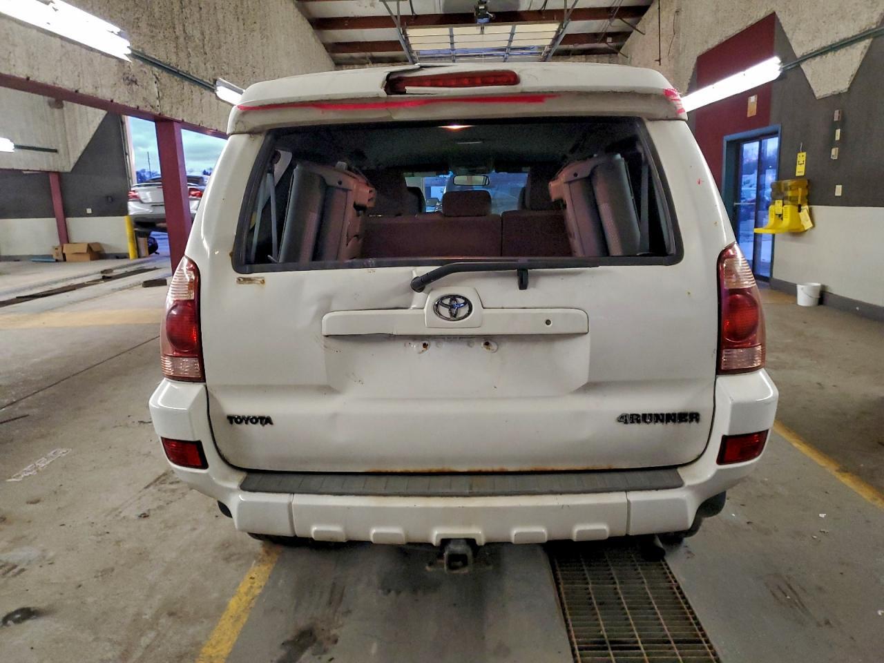 2005 Toyota 4Runner Sr5 - Фото 6