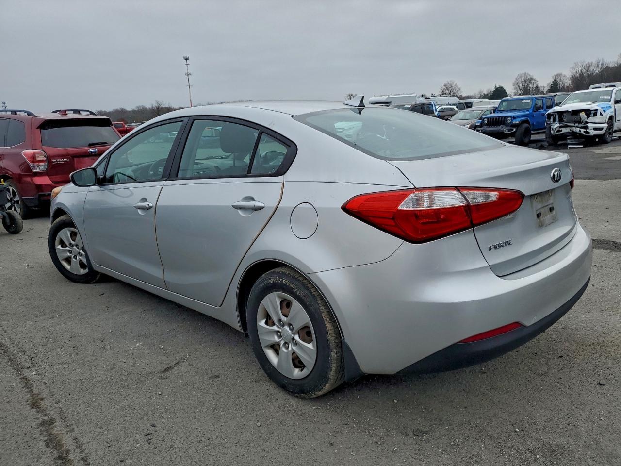 2016 Kia Forte Lx - Image 2