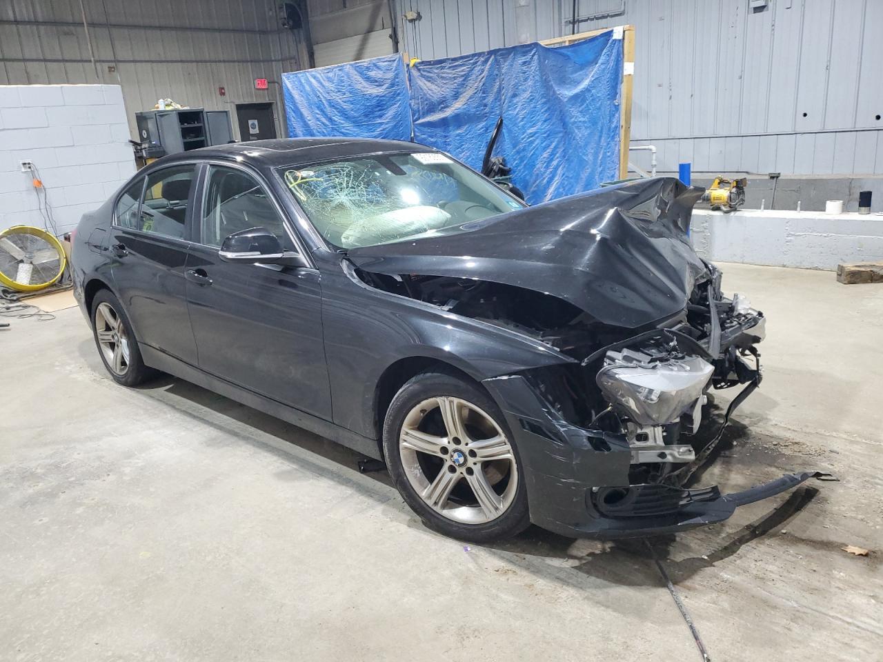 2015 BMW 328 Xi Sulev - Image 4