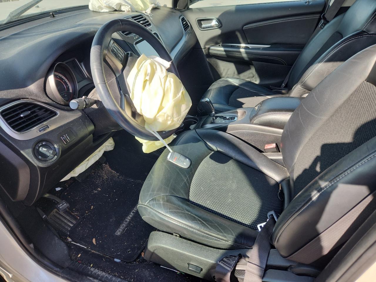 2016 Dodge Journey Crossroad - Image 7