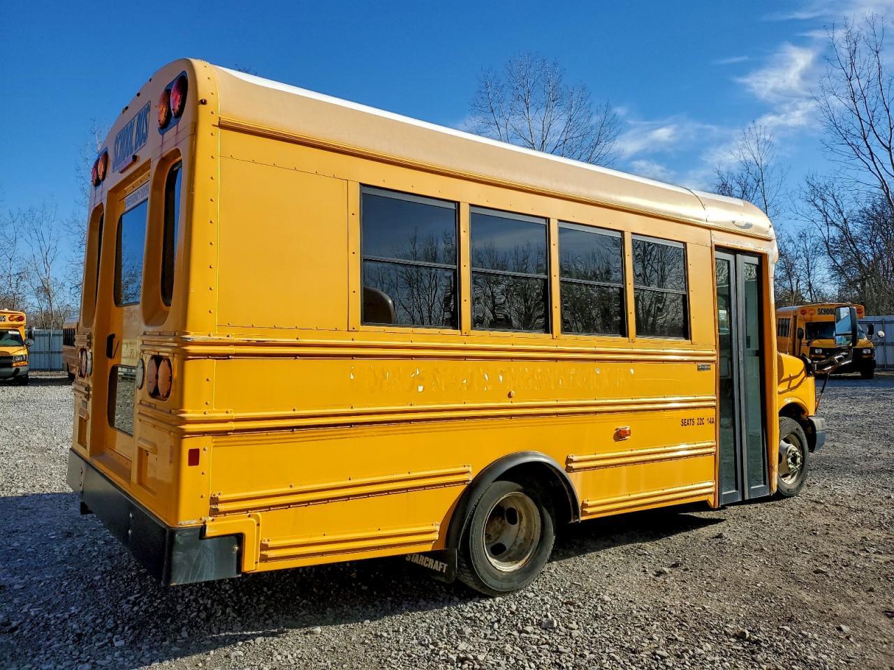 2015 Chevrolet Express School Bus - Фото 4