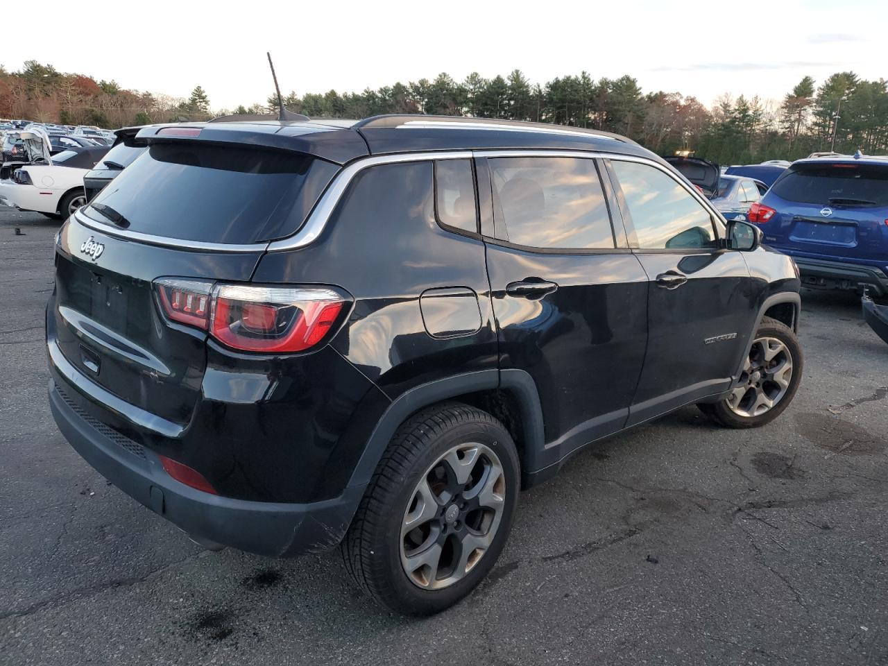 2018 Jeep Compass Limited - Фото 3