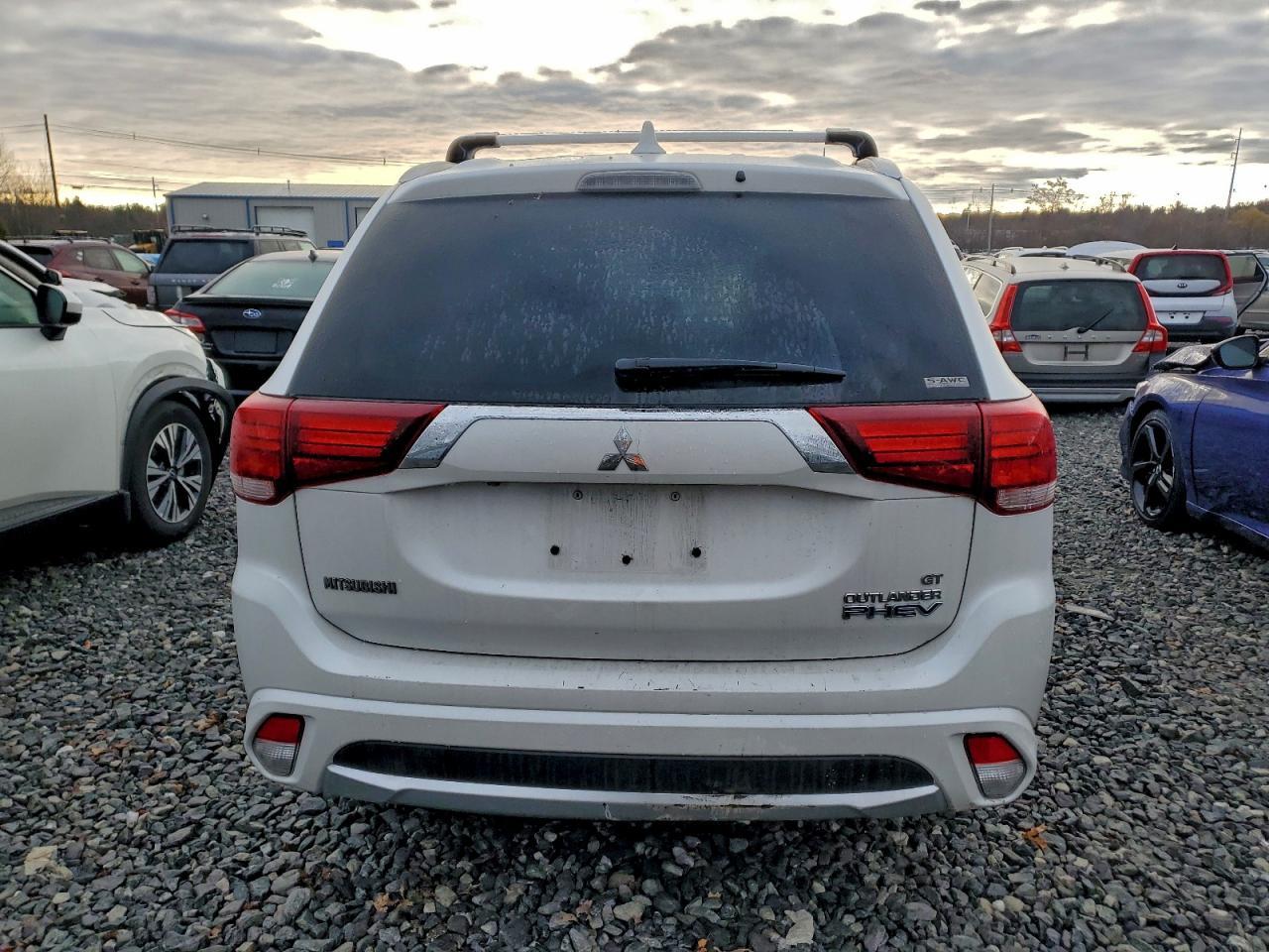 2018 Mitsubishi Outlander Se - Фото 6
