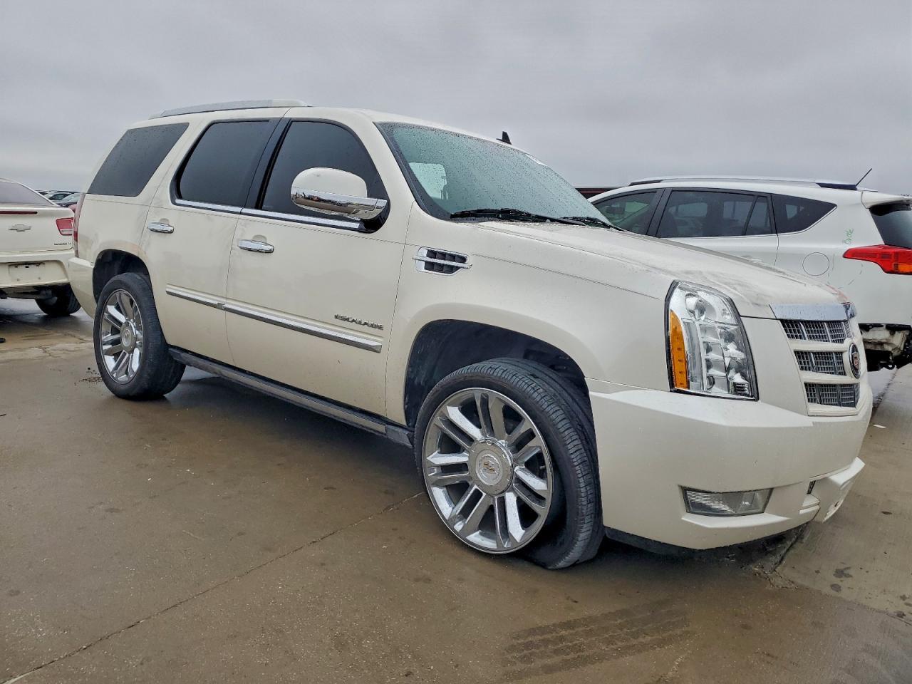 2013 Cadillac Escalade Platinum - Фото 4