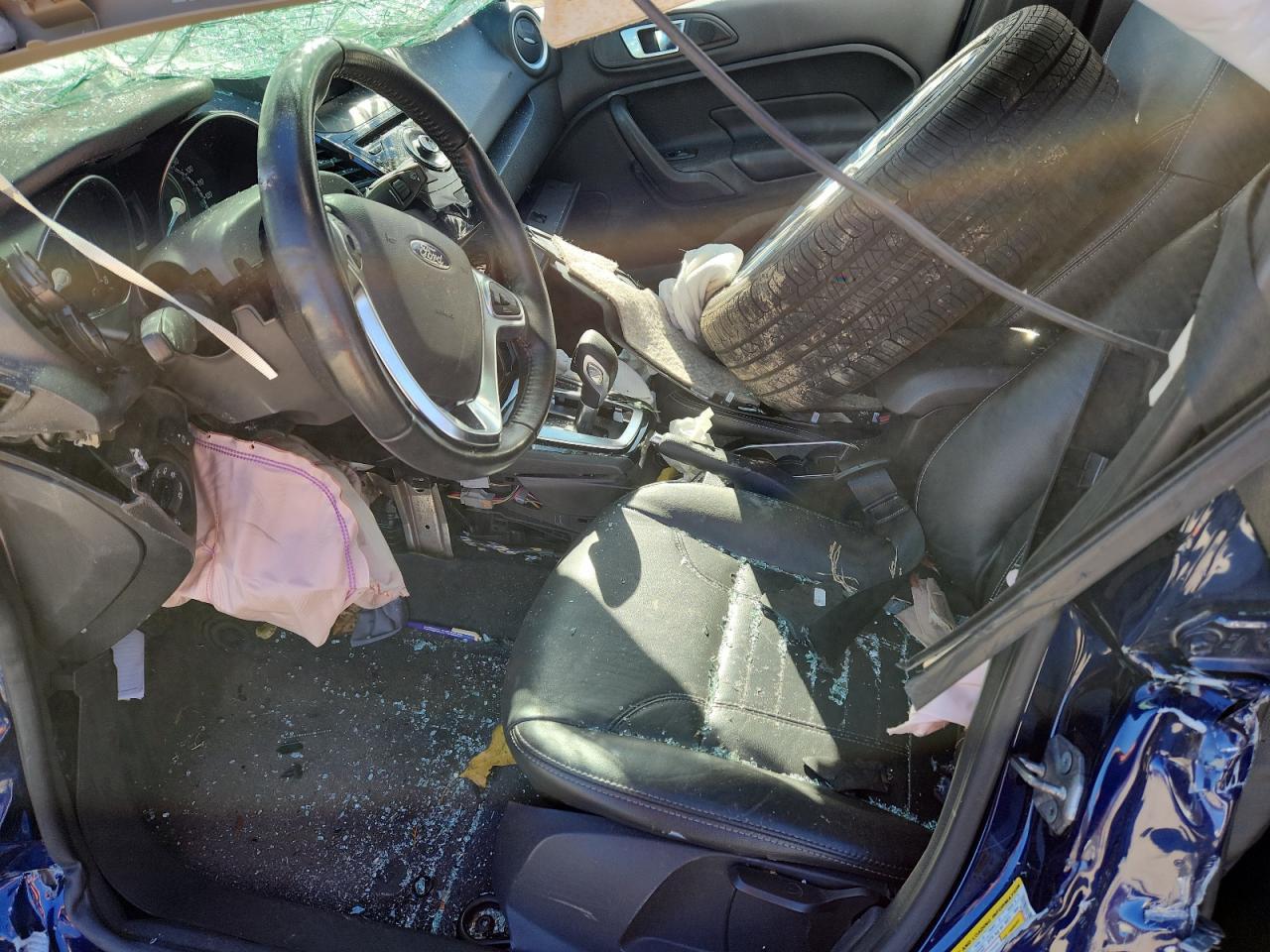 2016 Ford Fiesta Titanium - Фото 7