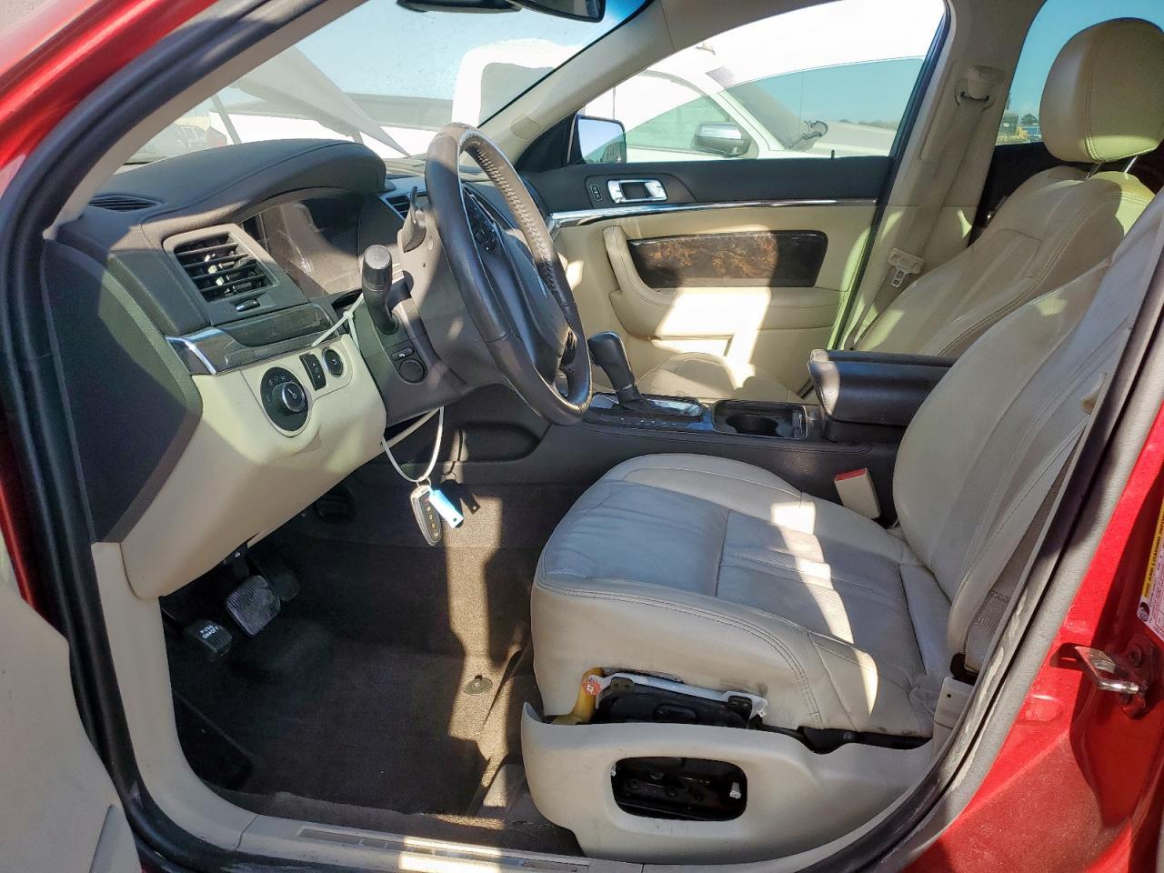 2014 Lincoln Mks - Фото 7