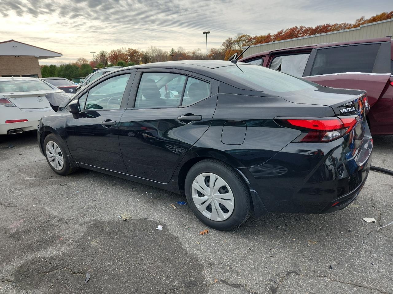 2021 Nissan Versa S - Image 2