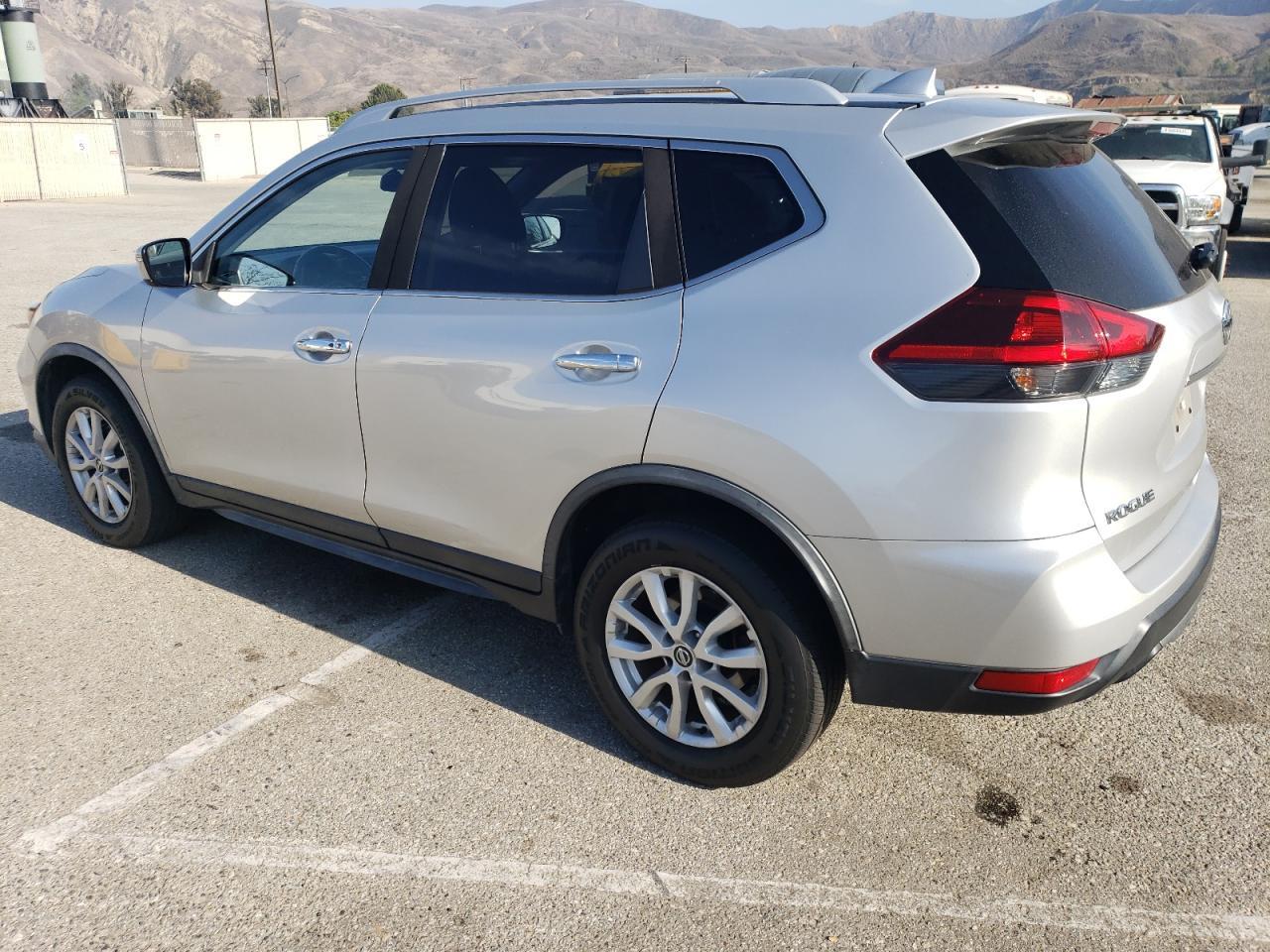 2018 Nissan Rogue S - Image 2