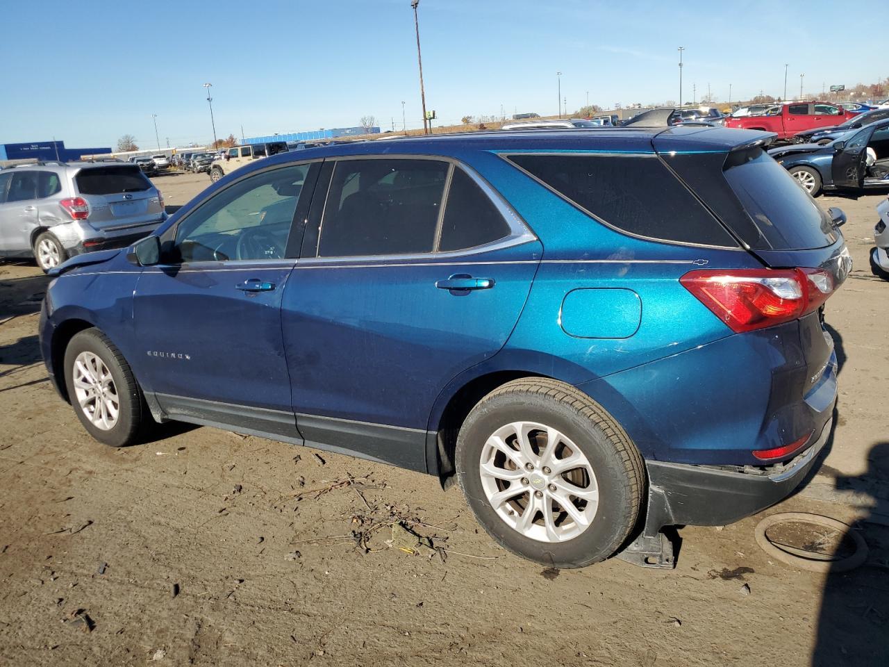 2020 Chevrolet Equinox Lt - Фото 2