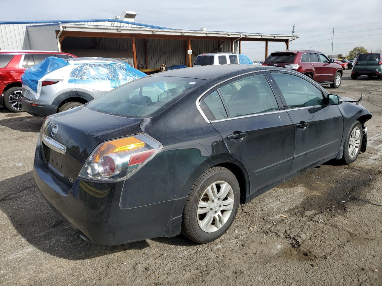 2010 Nissan Altima Base - Фото 3