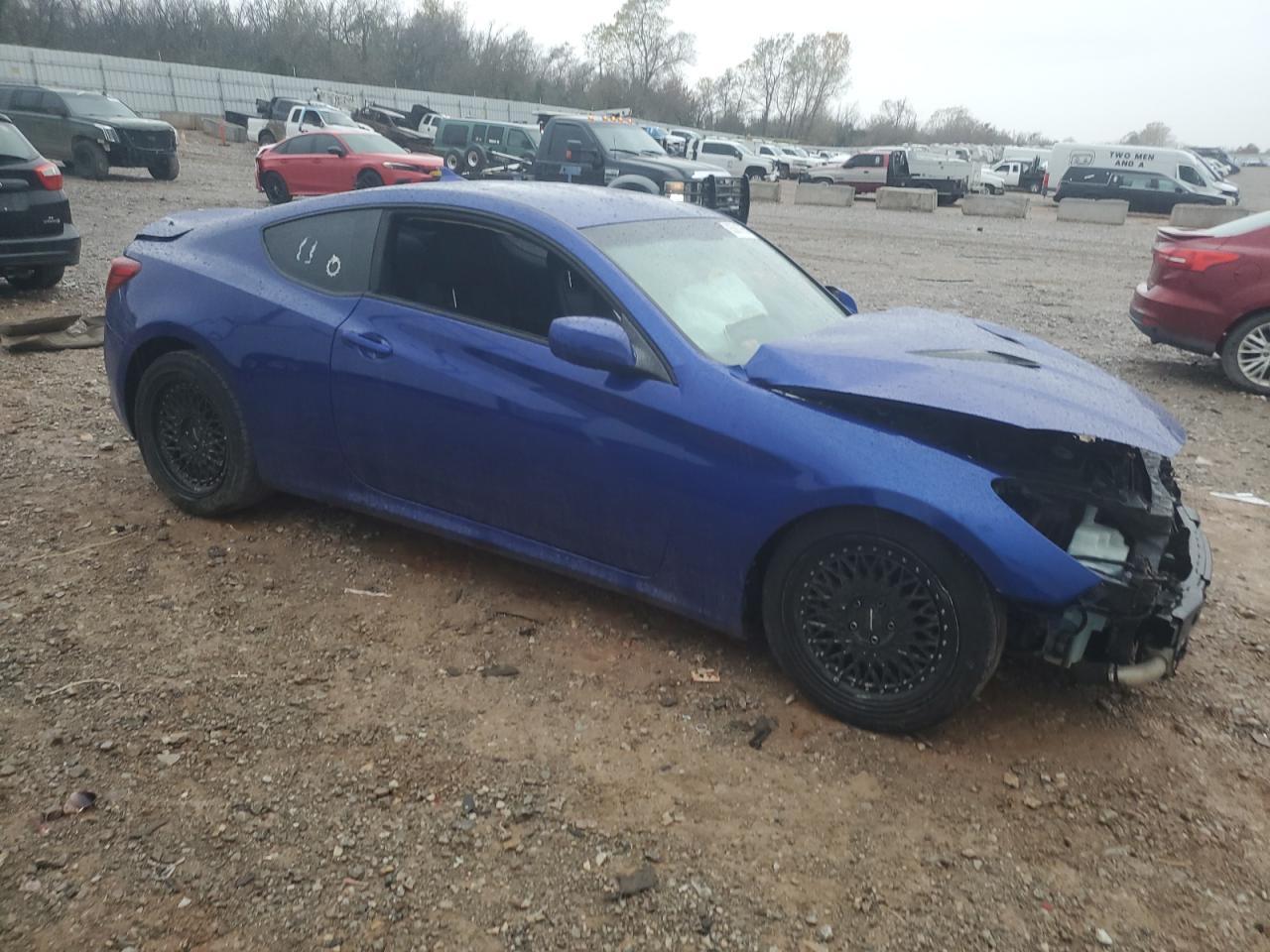 2013 Hyundai Genesis Coupe 2.0T - Фото 4
