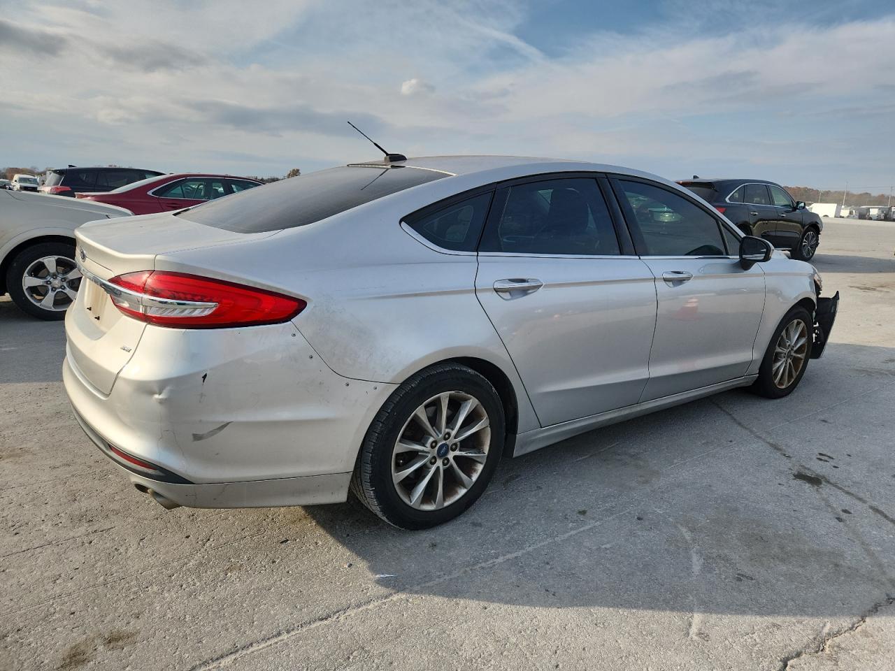 2017 Ford Fusion Se - Image 3