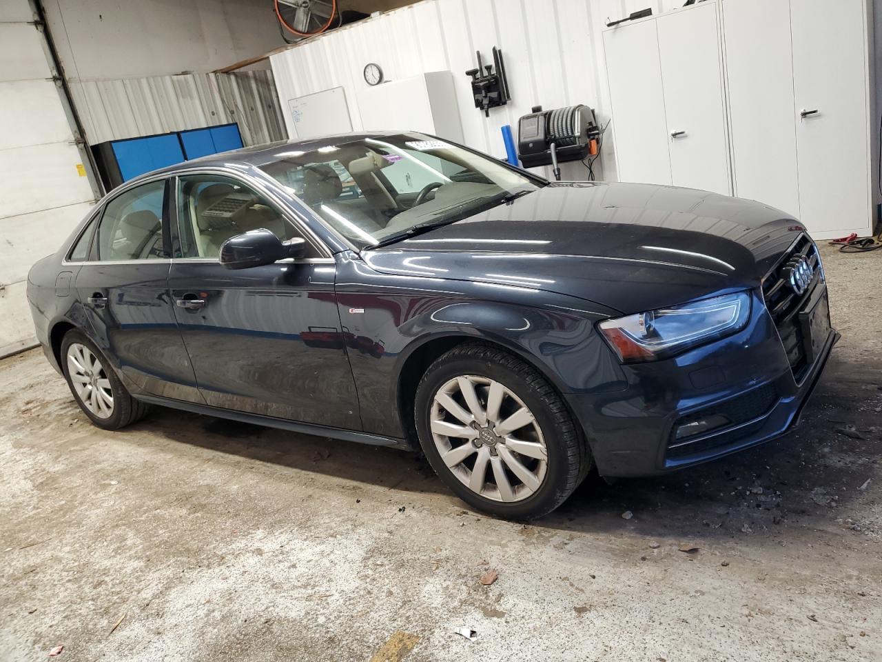 2015 Audi A4 Premium - Фото 4