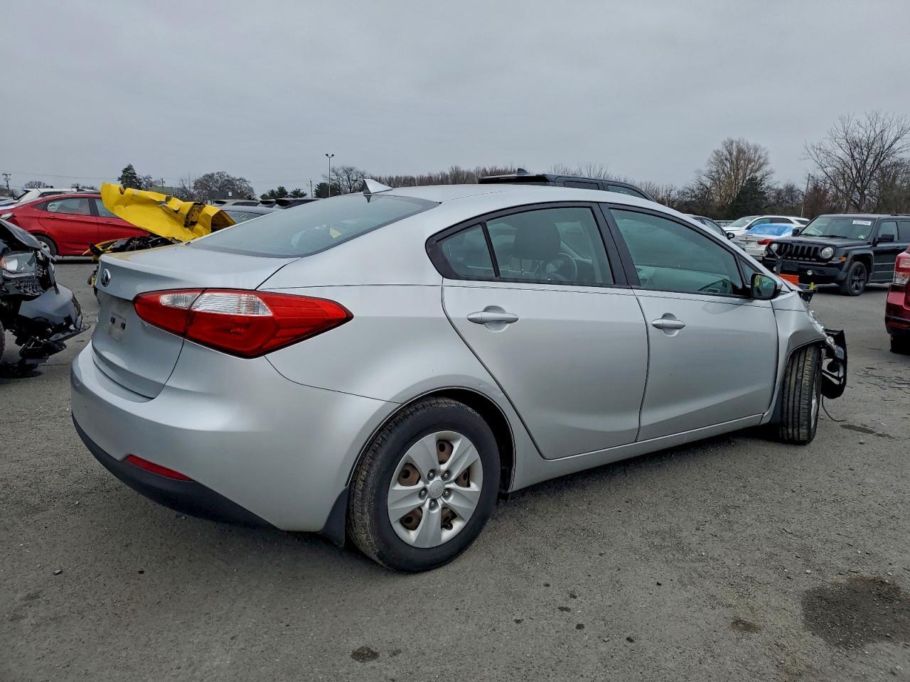 2016 Kia Forte Lx - Image 3