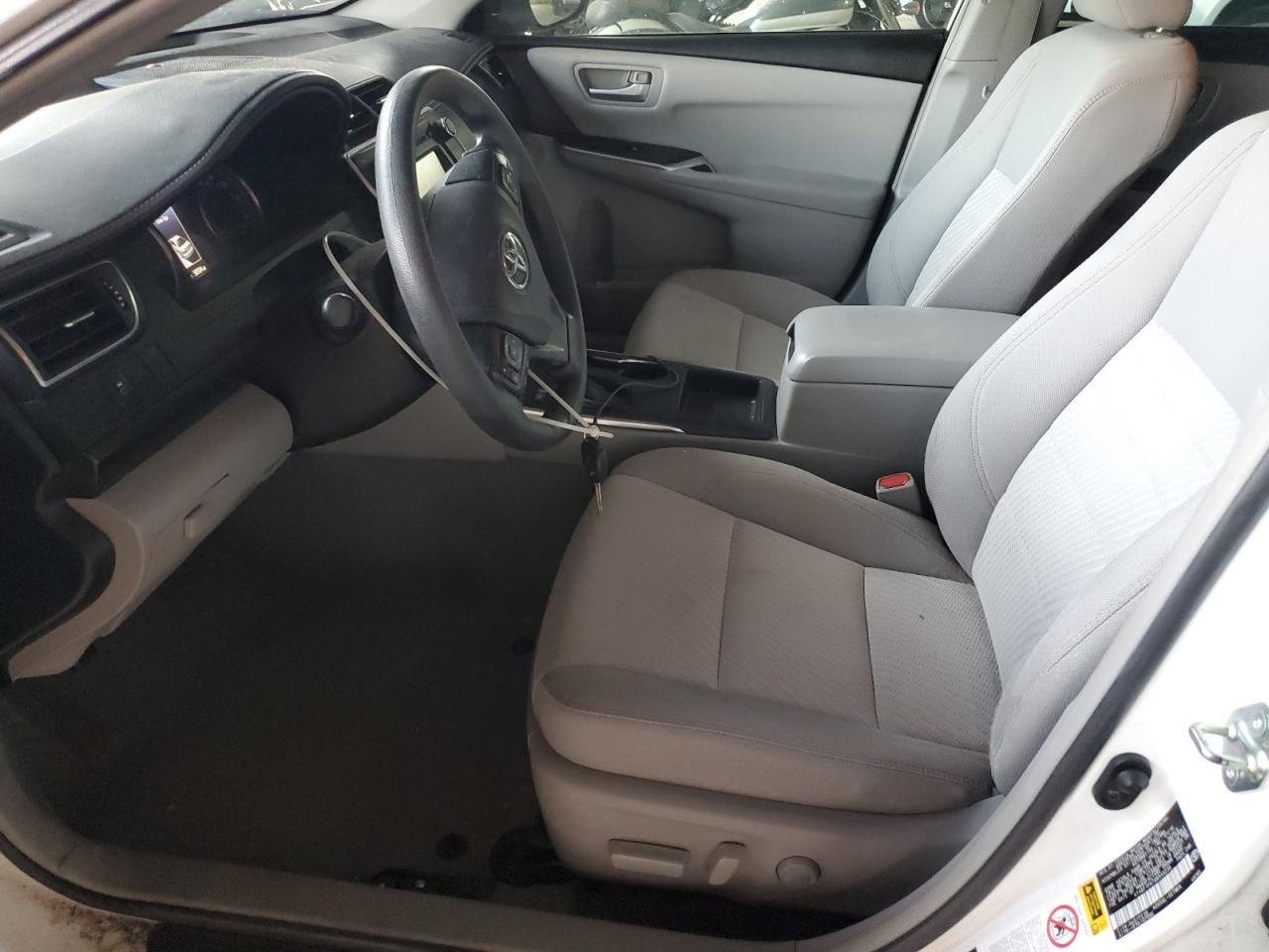 2016 Toyota Camry Le - Image 7