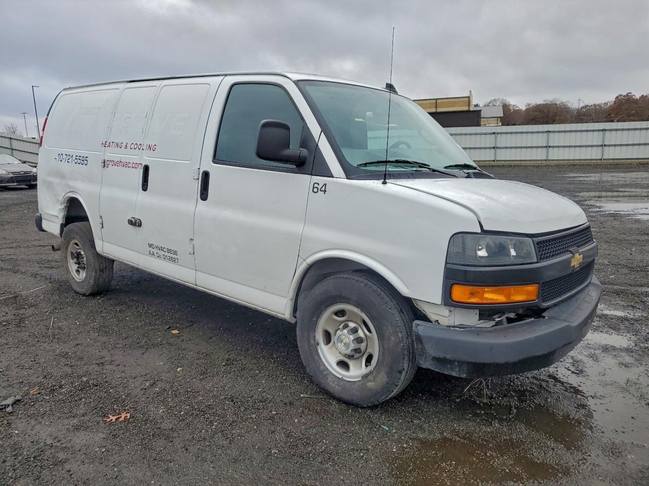 2023 Chevrolet Express 2500 Delivery Van - Фото 4