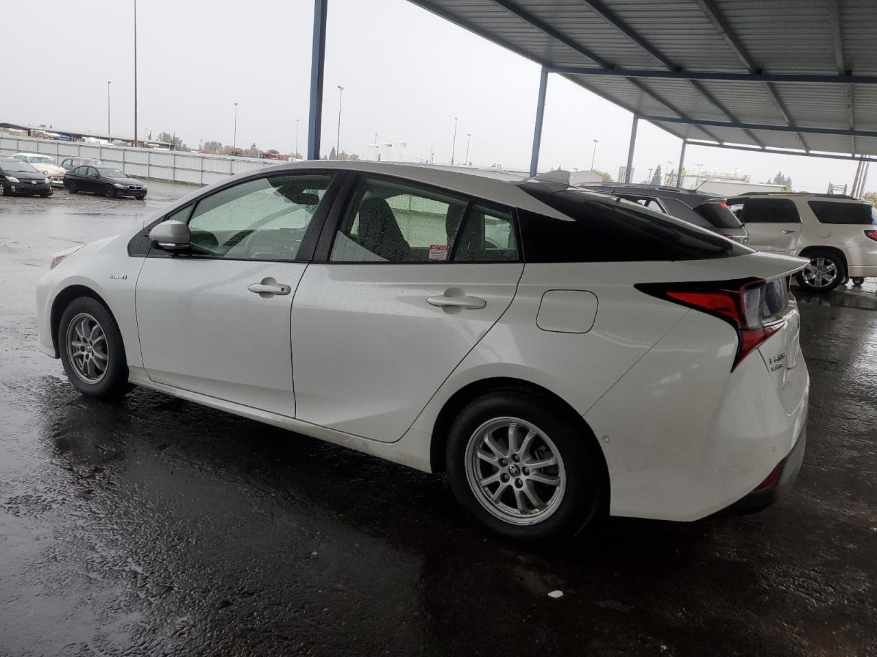 2019 Toyt Prius - Image 2