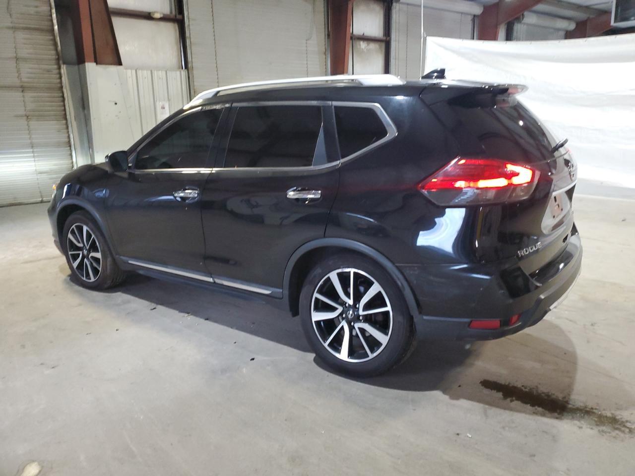 2017 Nissan Rogue Sl - Image 2