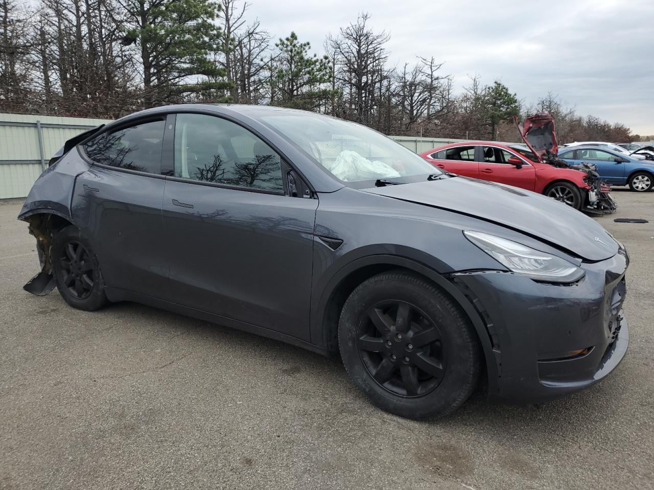 2022 Tesla Model Y - Image 4