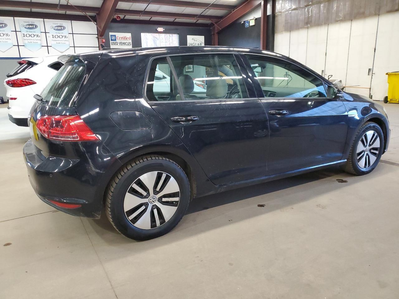 2016 Volkswagen E-Golf Sel Premium - Image 3
