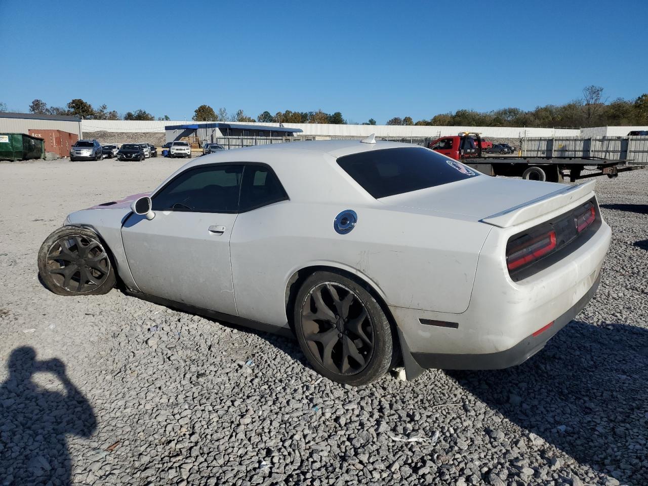 2015 Dodge Challenger Sxt Plus - Image 2