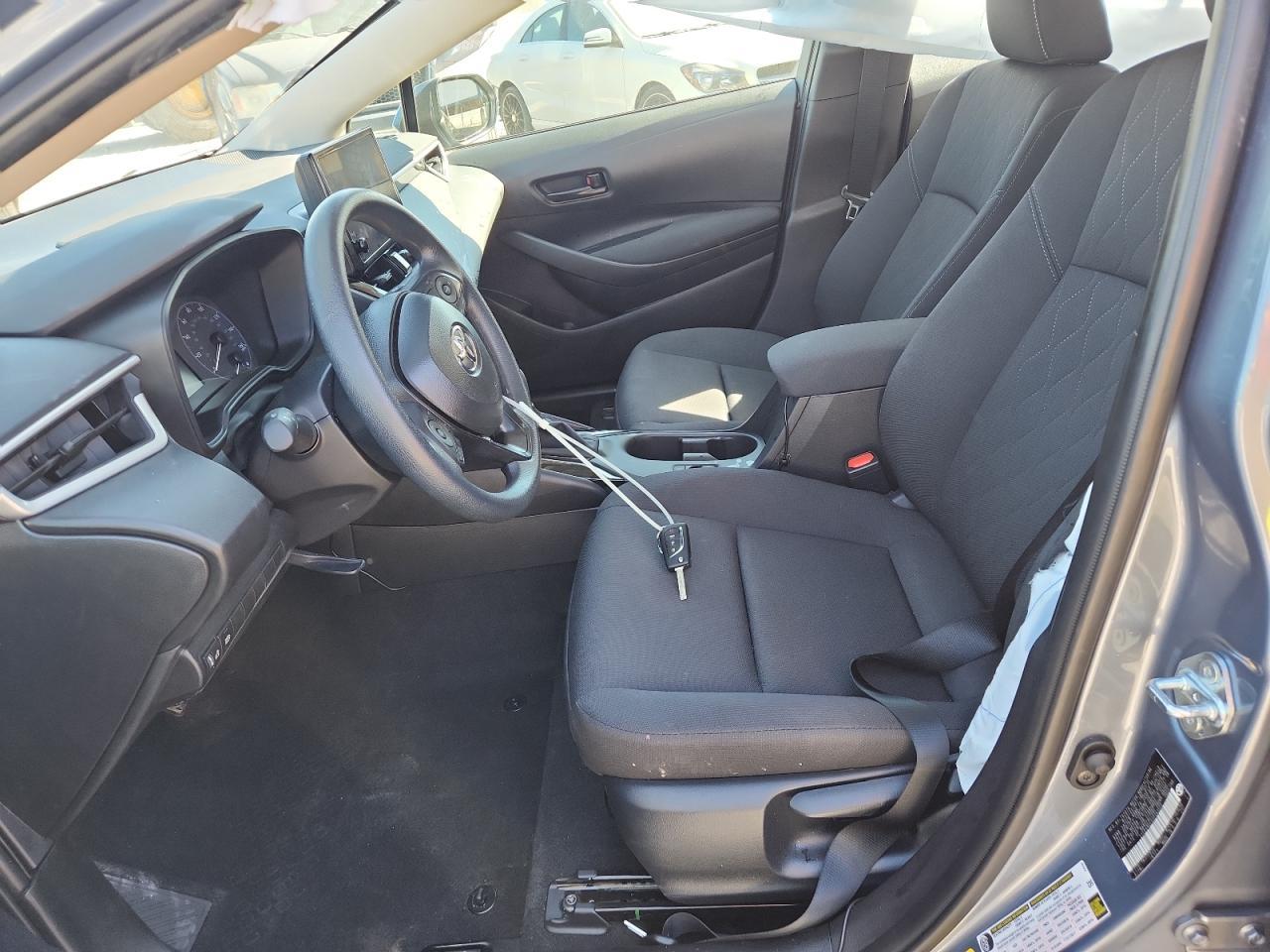 2025 Toyota Corolla Le - Фото 7