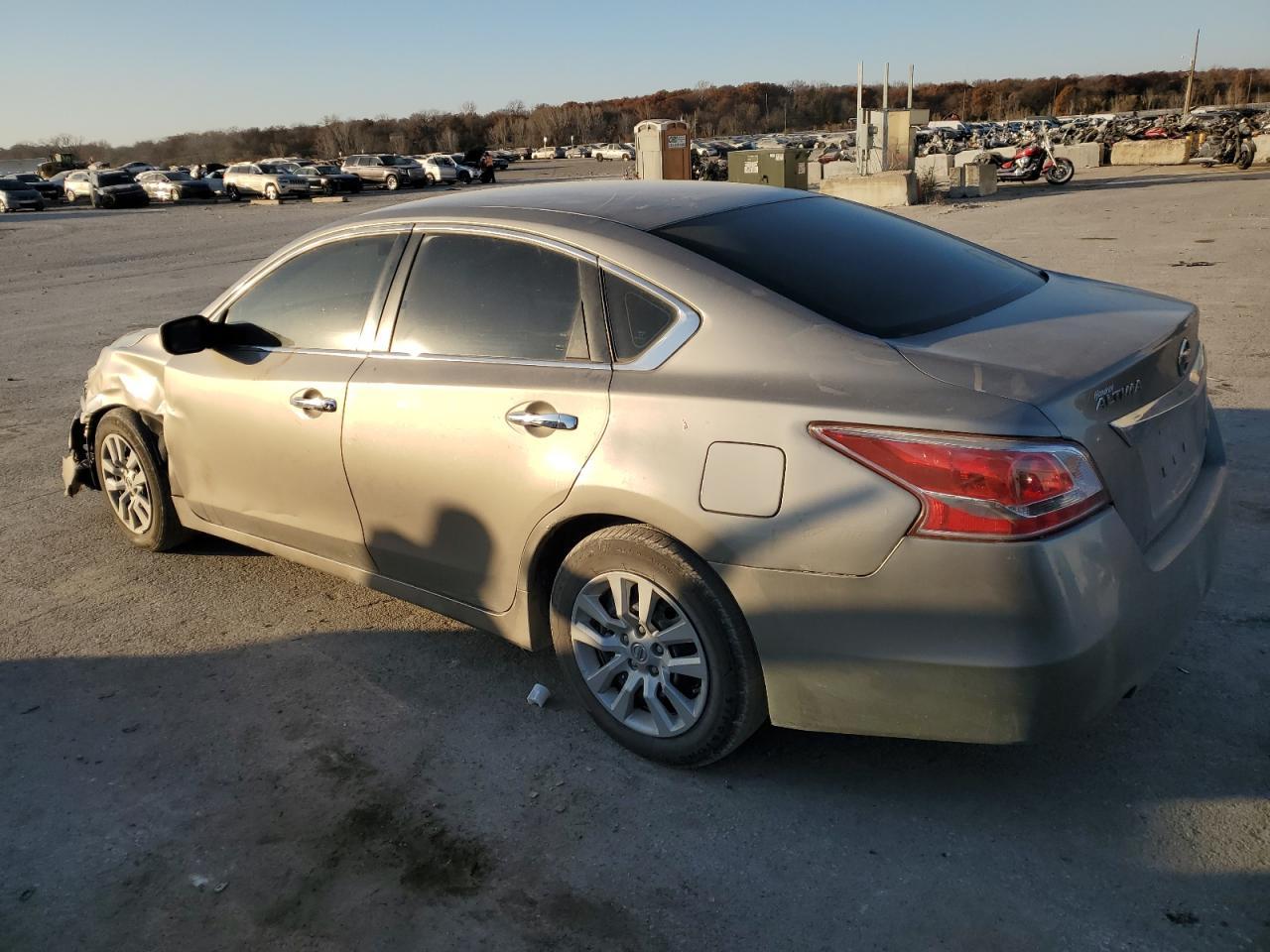2013 Nissan Altima 2.5 - Фото 2