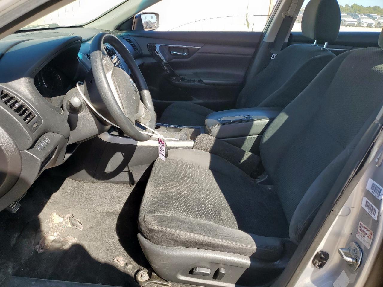 2015 Nissan Altima - Фото 7