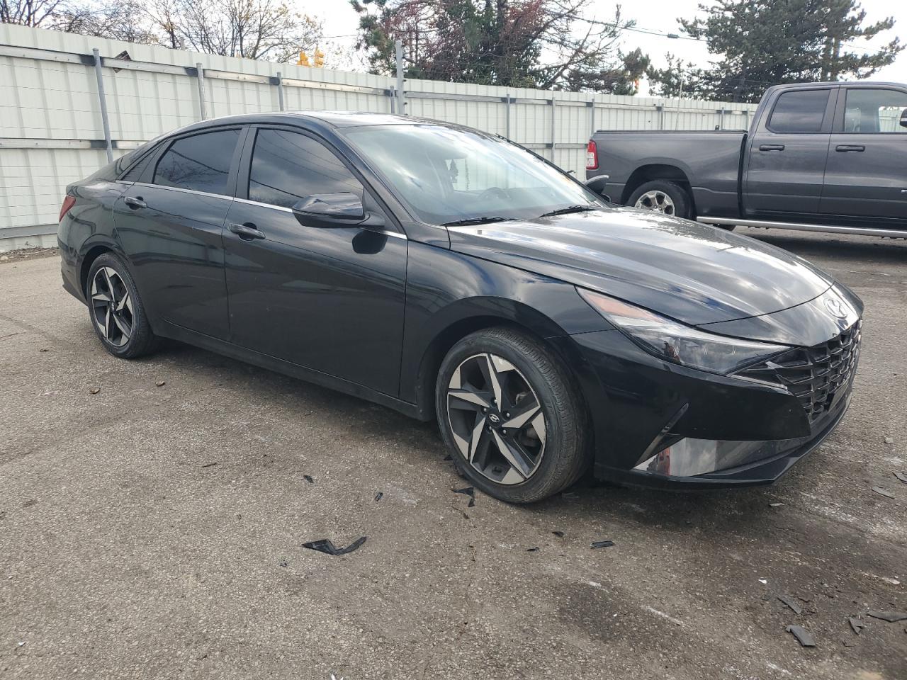 2023 Hyundai Elantra Limited - Фото 4