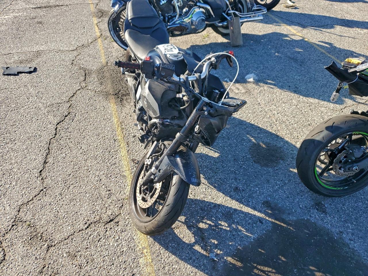 2025 Yamaha Mtn690 C - Image 5
