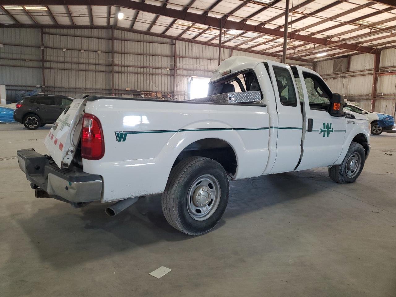 2013 Ford F250 Super Duty - Фото 3