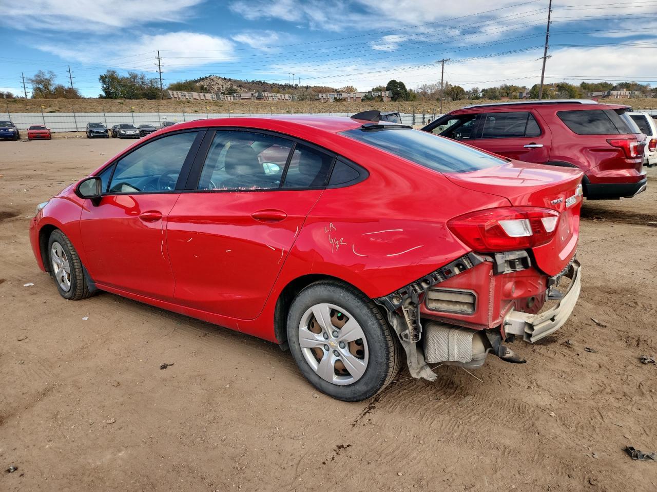 2017 Chevrolet Cruze Ls - Фото 2