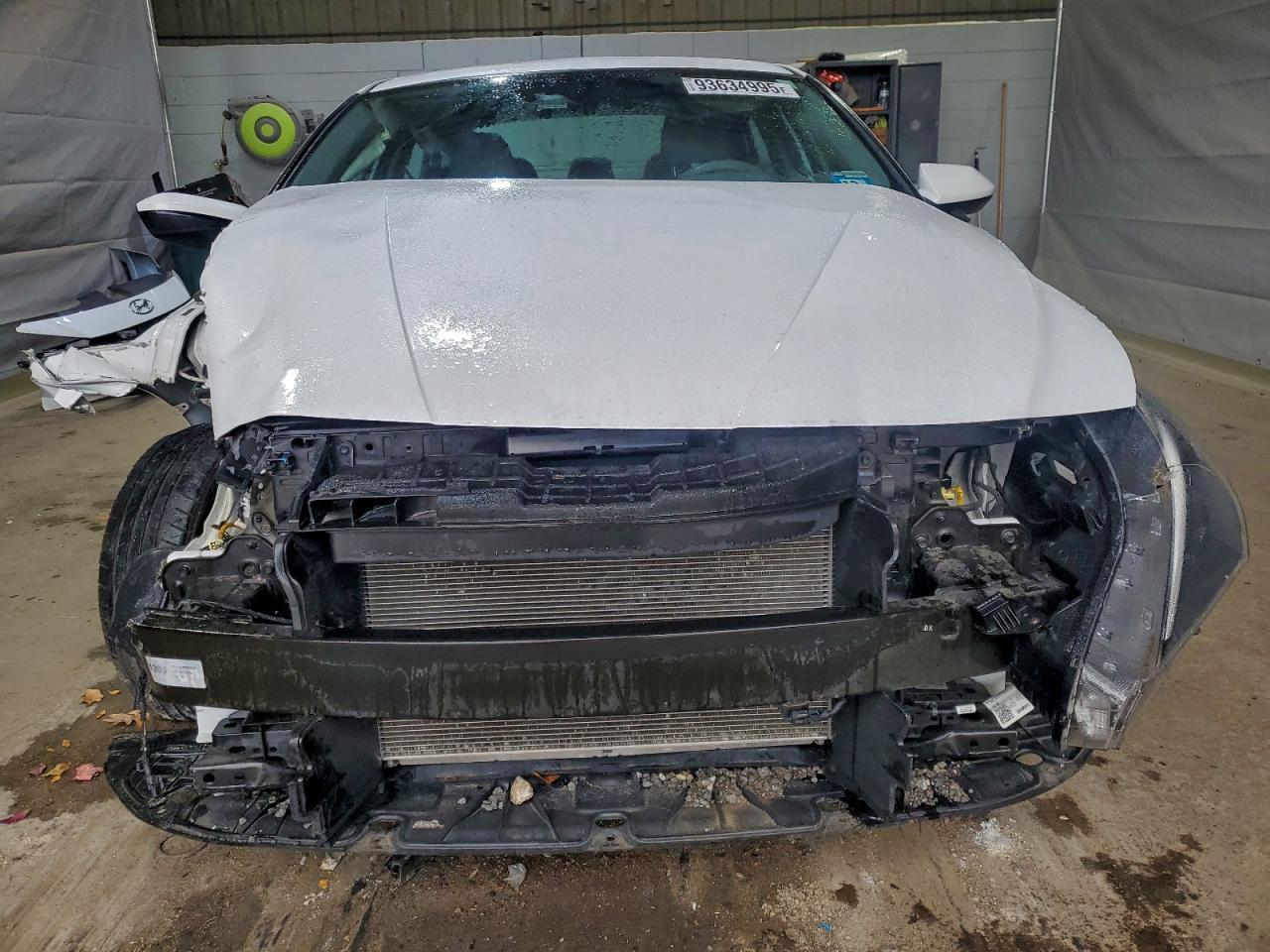 2021 Hyundai Elantra Se - Фото 5