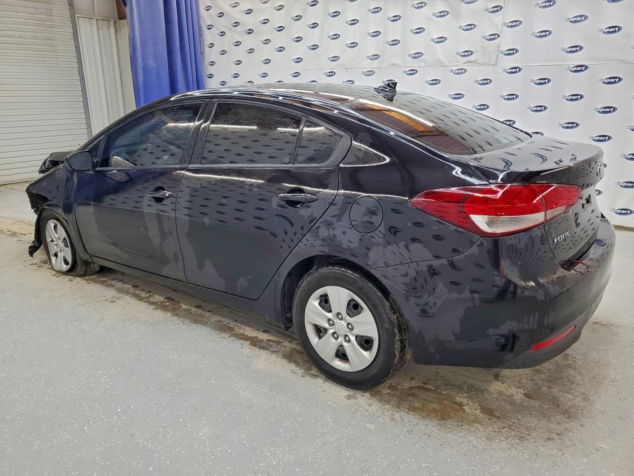 2018 Kia Forte Lx - Image 2