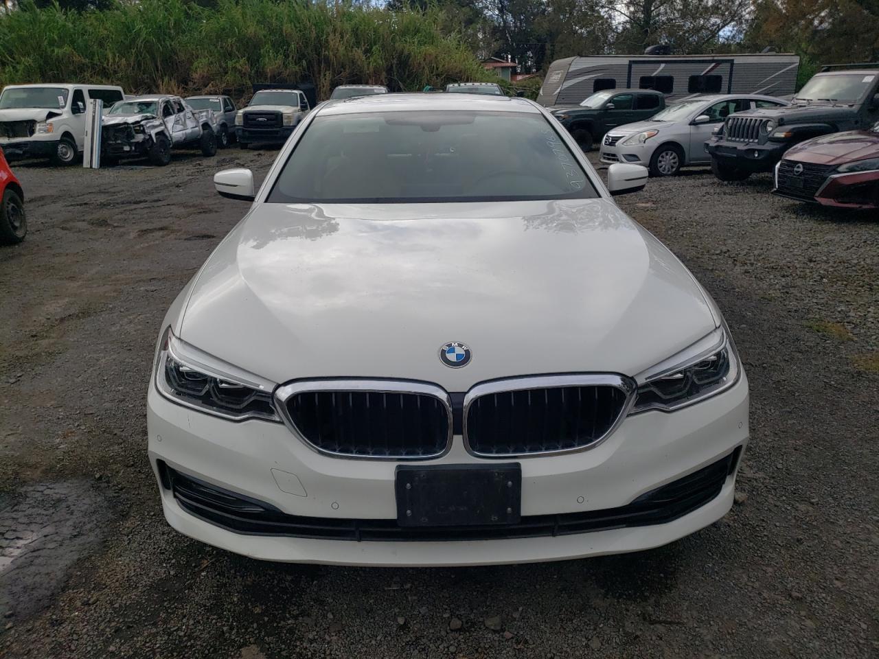 2017 BMW 530 I - Фото 5