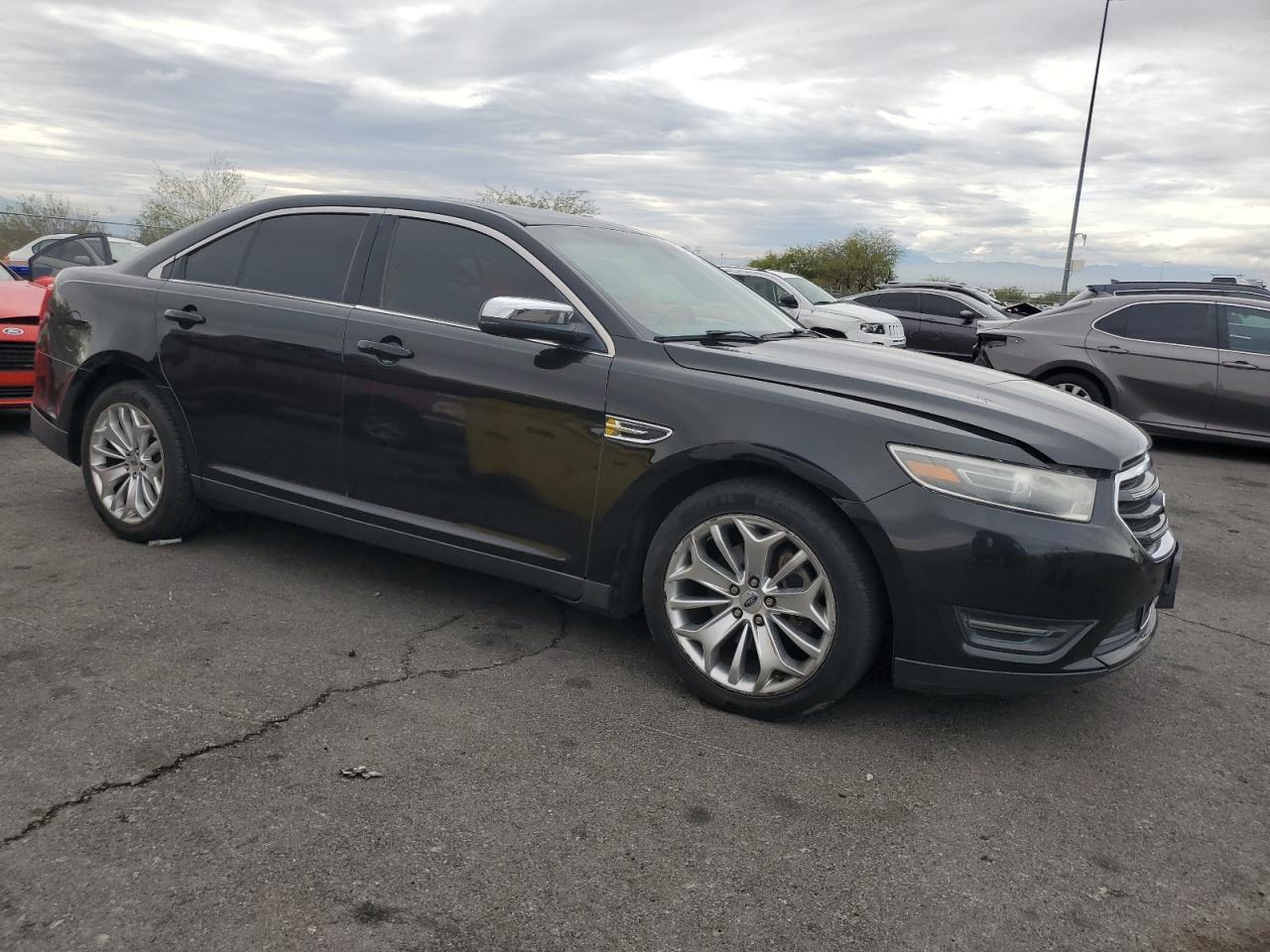 2015 Ford Taurus Limited - Фото 4