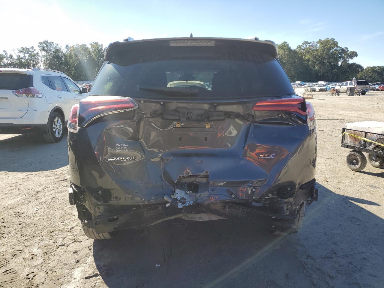 2018 Toyota Rav4 Adventure - Фото 6