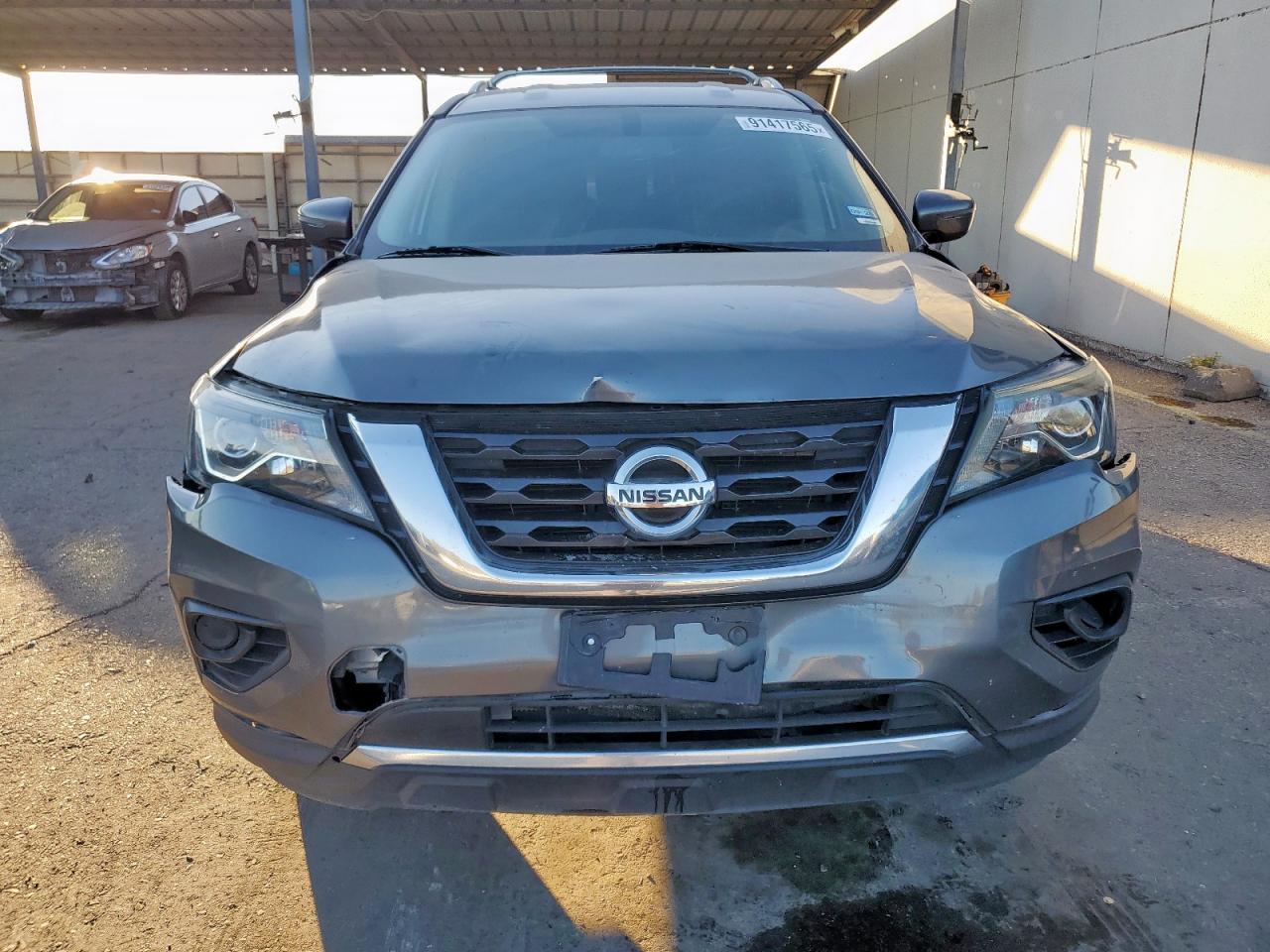 2020 Nissan Pathfinder S - Image 5