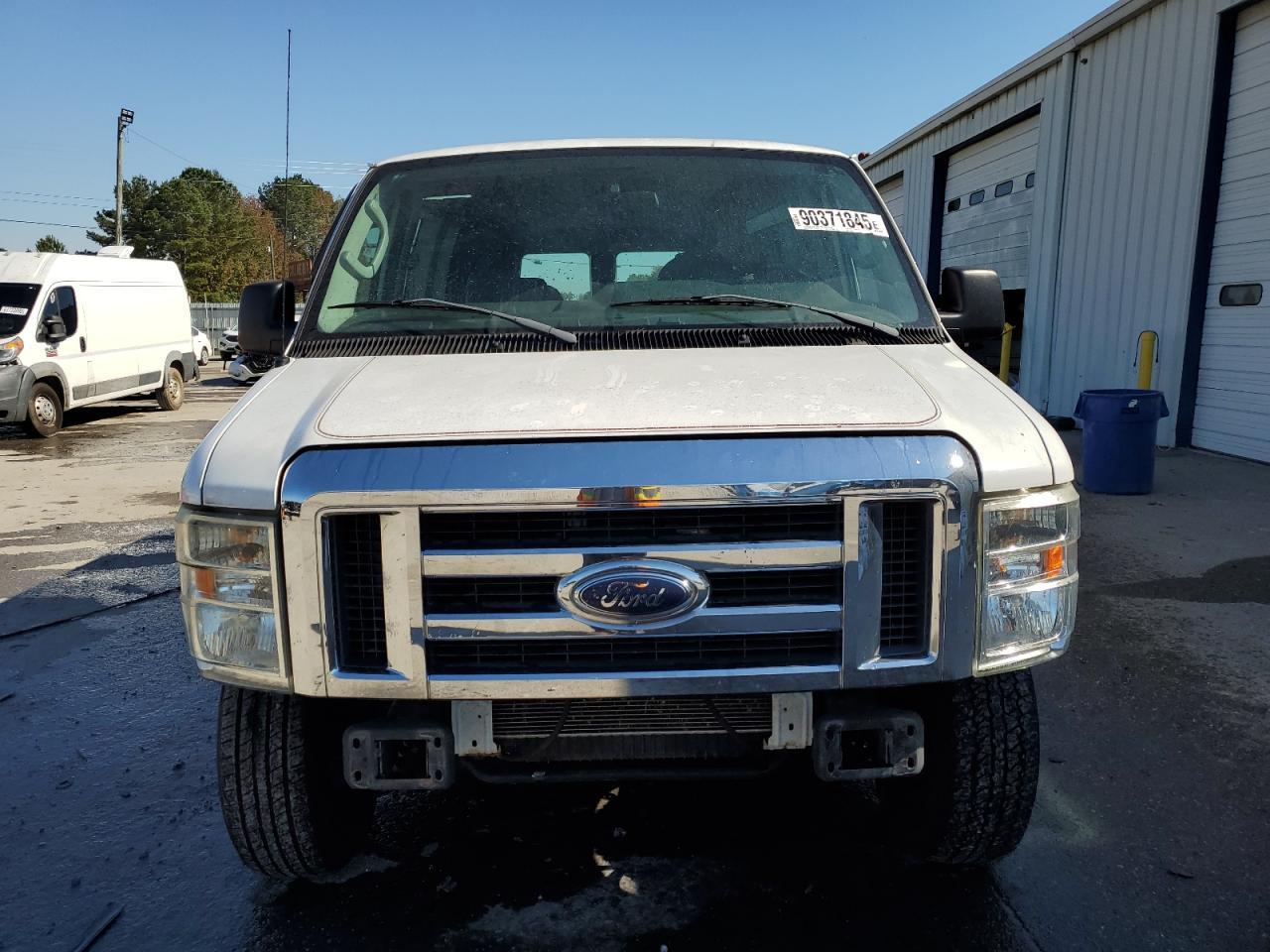2012 Ford Econoline E250 Van - Image 5