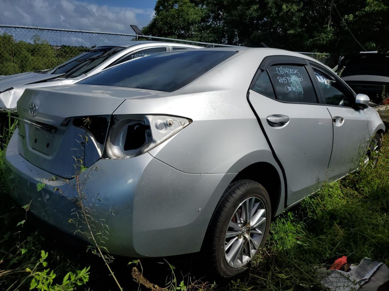 2014 Toyota Corolla Le - Image 3