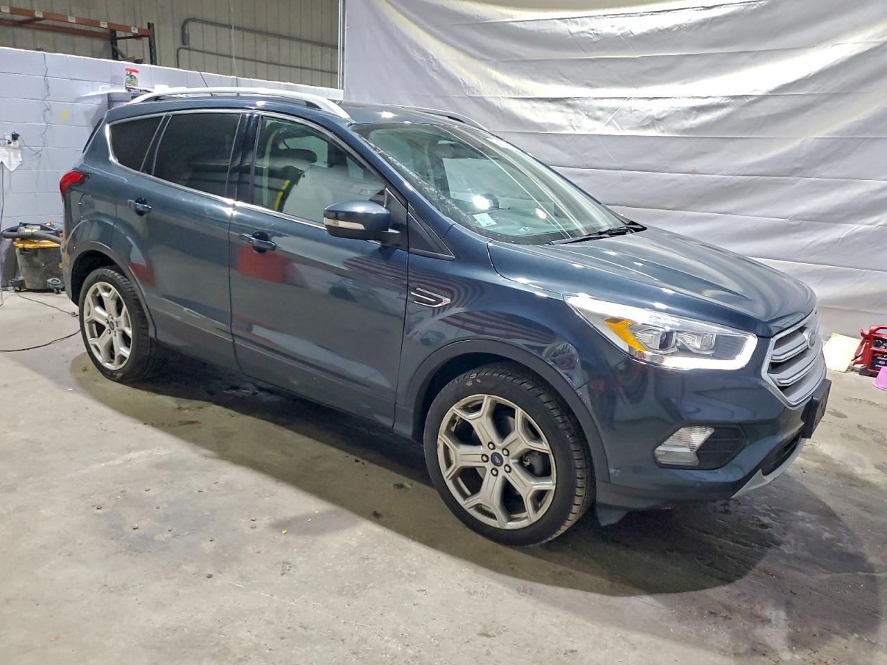 2019 Ford Escape Titanium - Фото 4