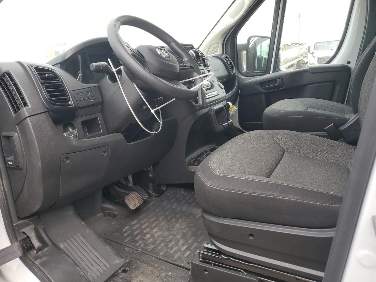 2023 Ram Promaster Box Truck - Фото 7